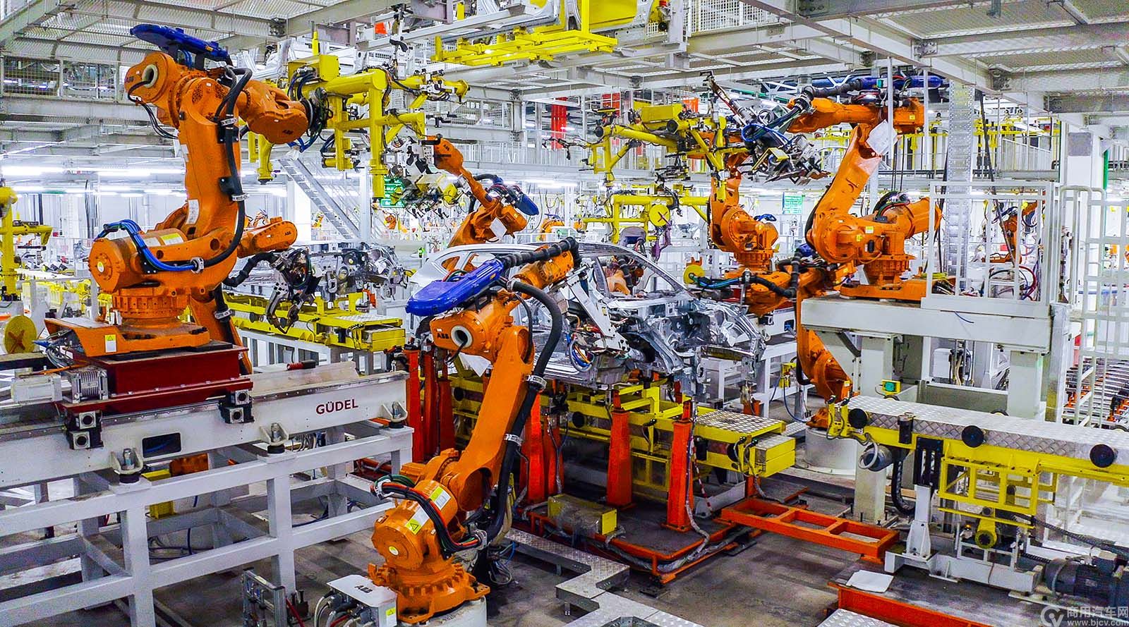 “灯塔工厂”、无人化工厂和智能工厂等新型工厂大量涌现——中国迅速拥抱智能化浪潮